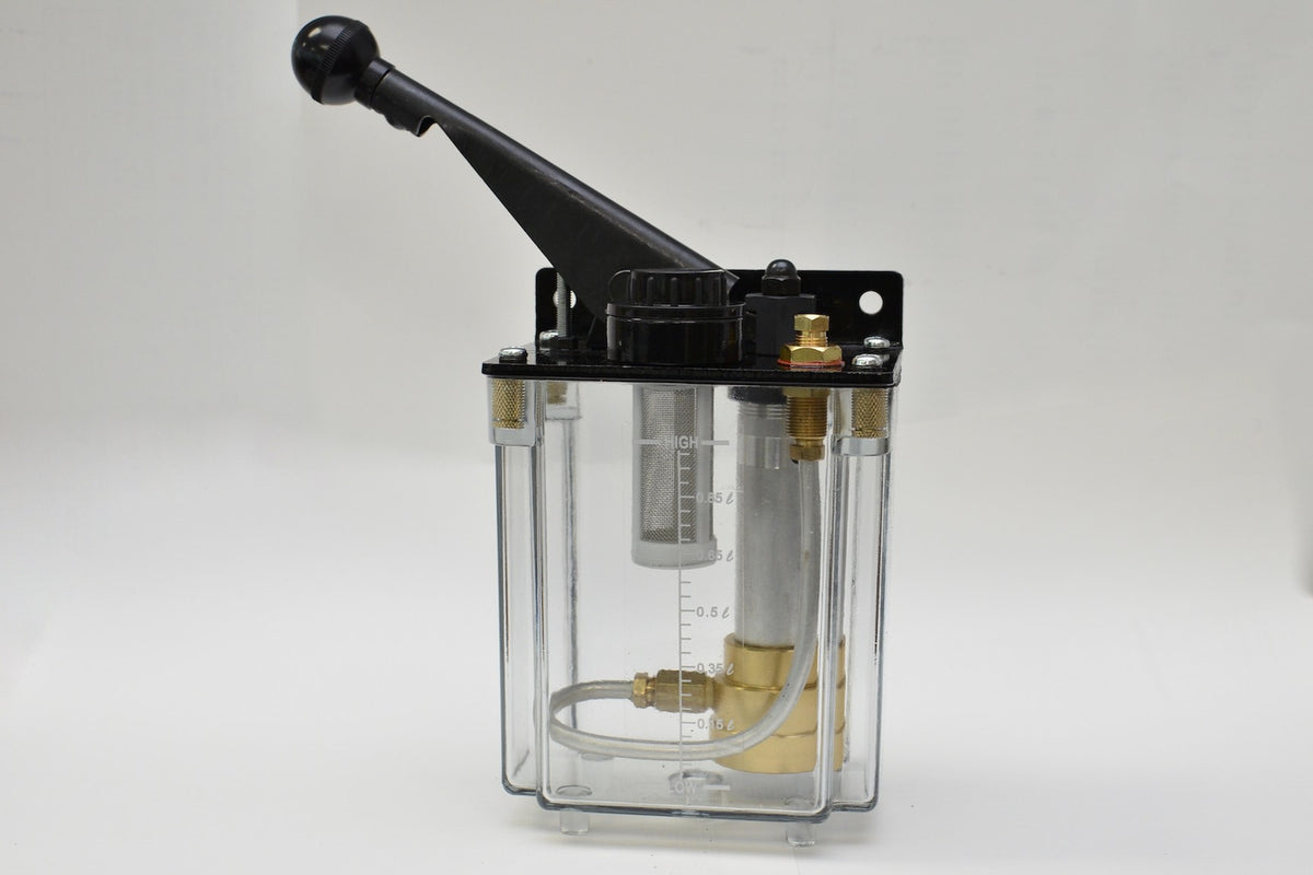 1 liter BIJUR-style Manual Lubrication Unit for Bridgeport mills, CKE-8 Oil Pump