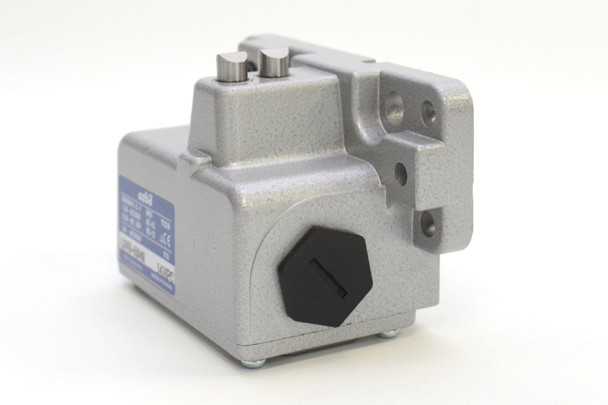 Yamatake AZBIL LDVS-5204S IP67 Limit Switch, Overtravel Switch for CNC machines