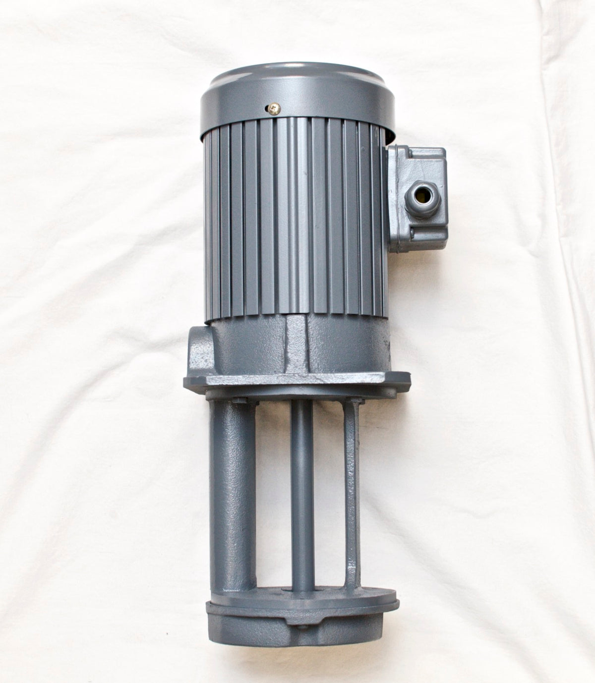 1/2 HP Immersion Coolant Pump, 220V/440V, 3PH, Shaft Length 7" (180mm) MC-2180-3