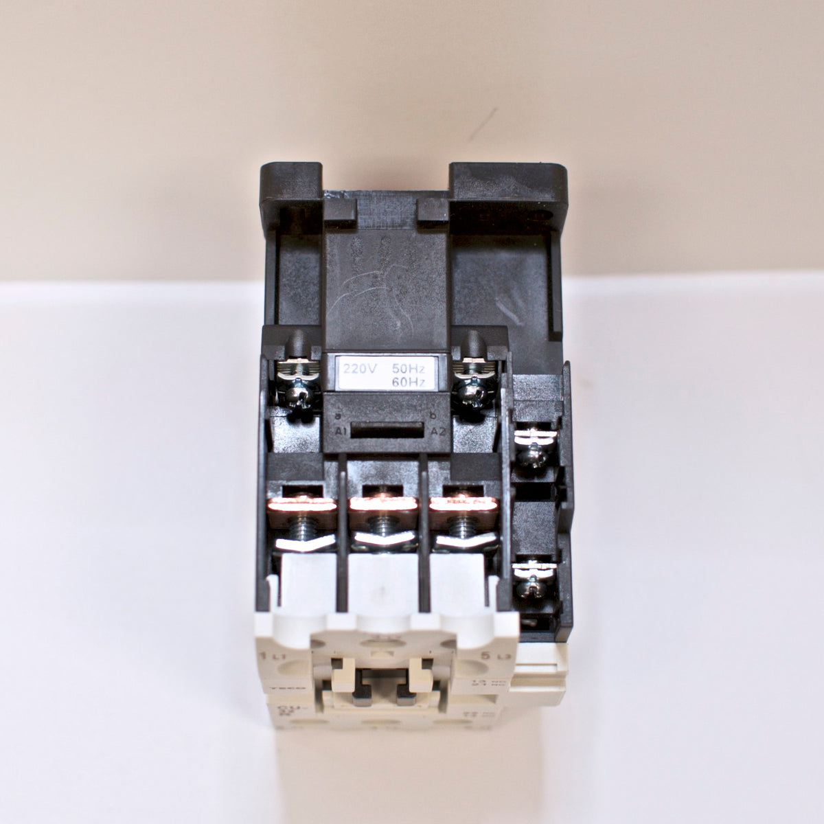 TECO CU-32R magnetic contactor, 50 Amp, 3 phase, 220v coil, 3A1a1b (NO and NC)
