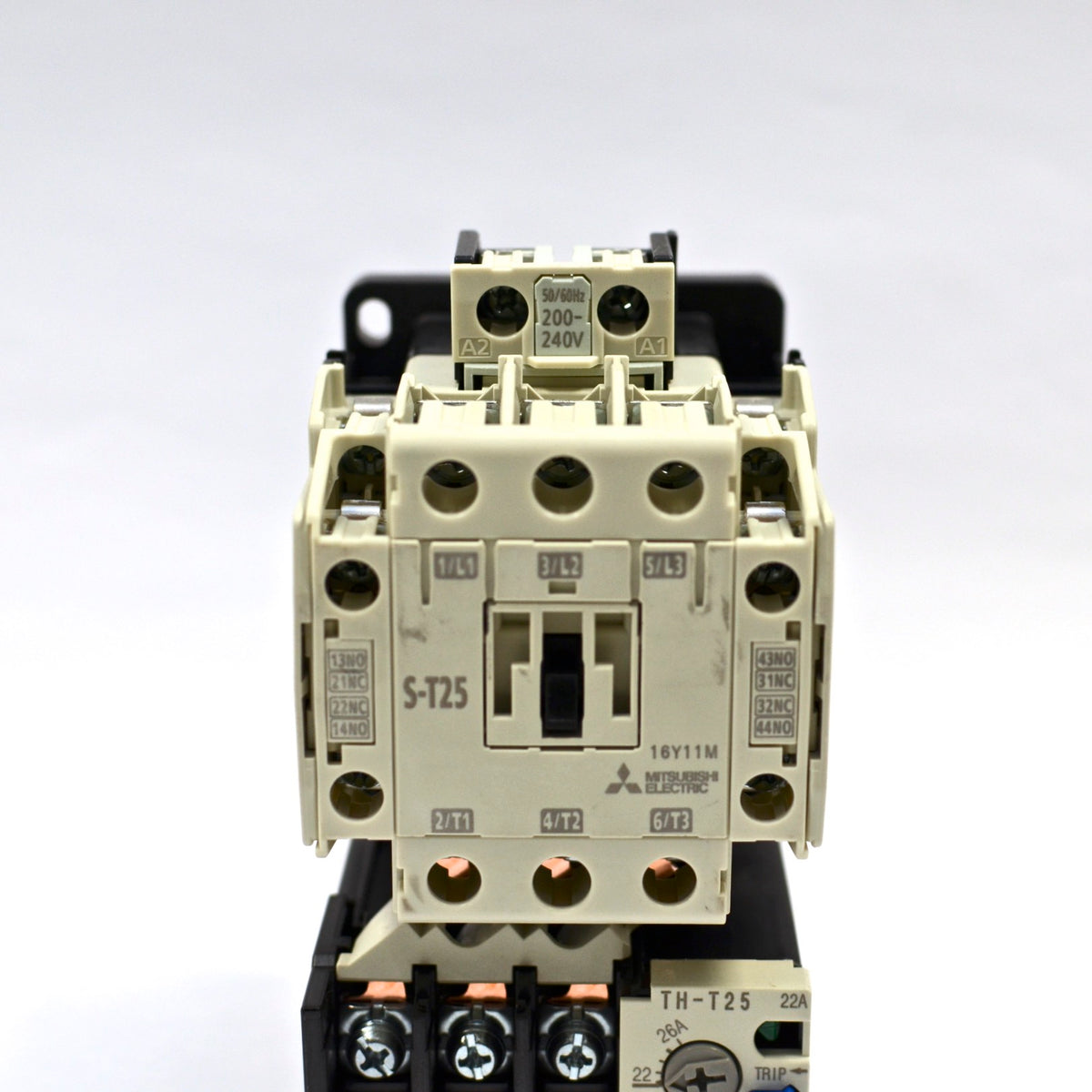 MITSUBISHI Contactor S-T25 3A2a2b Coil: 200V~240V + Overload Relay TH-T25 18~26A
