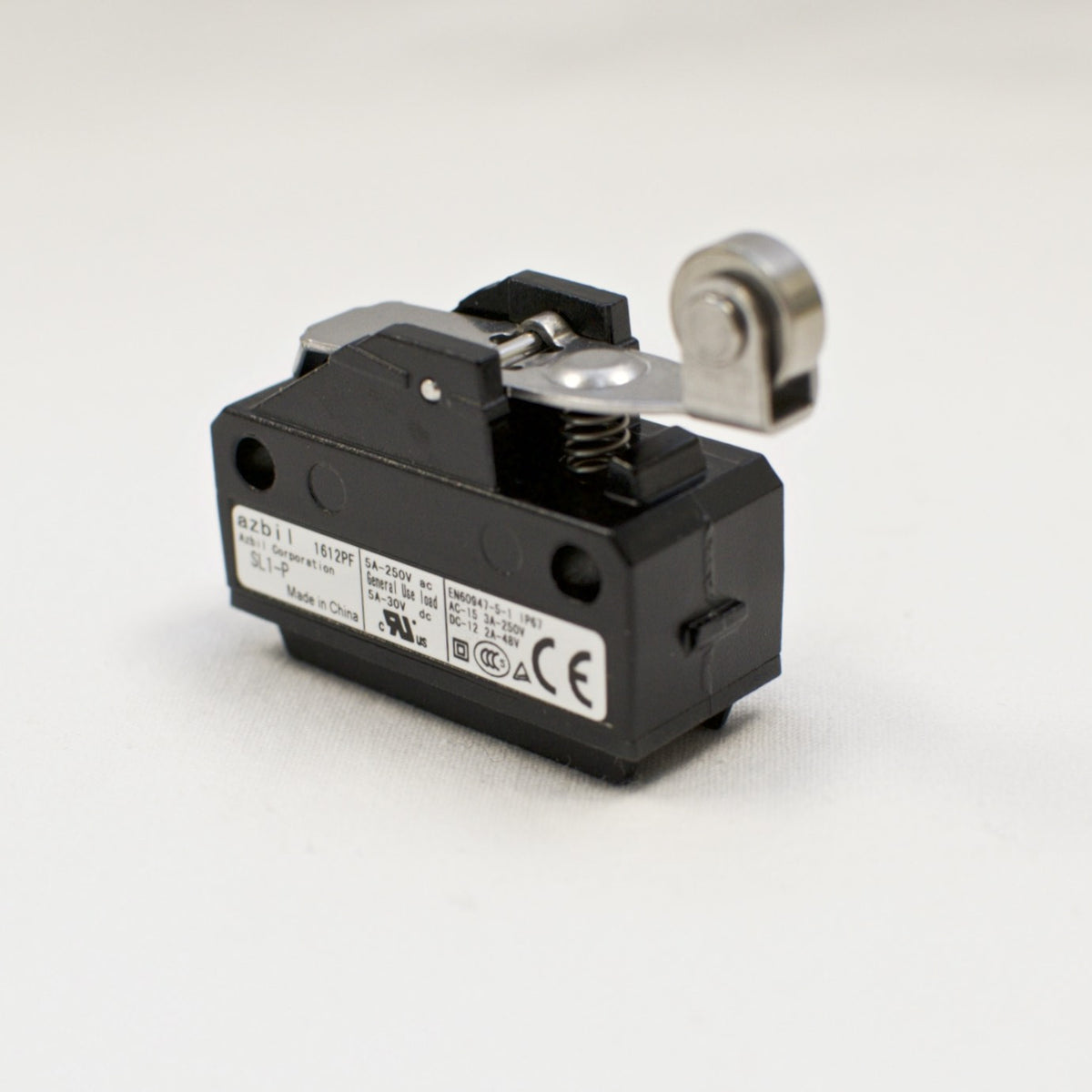 Yamatake / Azbil SL1-P Limit Switch / Micro Switch with Short Roller Lever