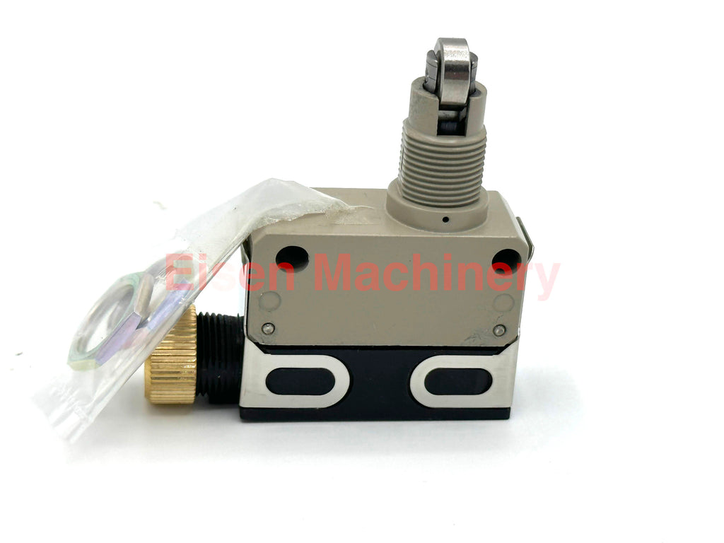 1pcs New In Box Omron Brand New Limit Switch D4E-1B20N 1pcs New In Box Omron Brand New Limit Switch D4E-1B20N