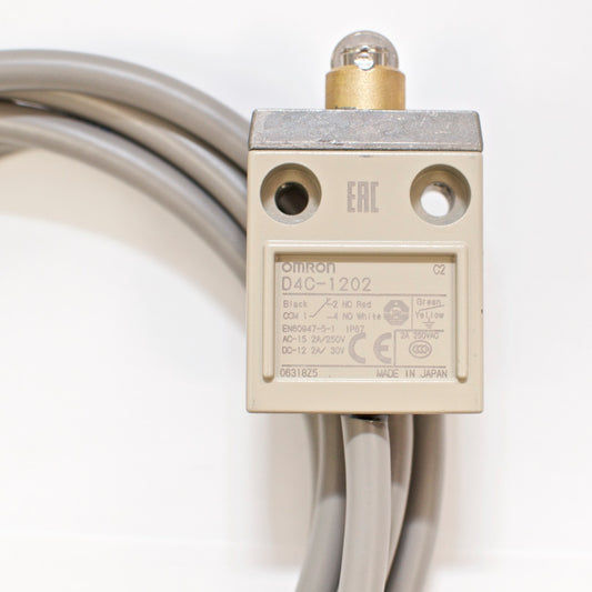 OMRON D4C-1202 General Purpose Limit Switch, Roller plunger 5A 250V, VCTF cable