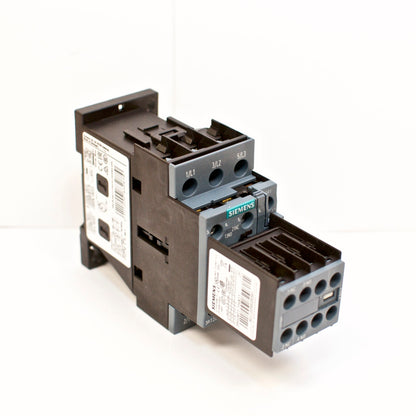 Siemens Contactor 3RT2026-1AC20 24V Coil with Aux Switch Block 3RH2911-1HA11