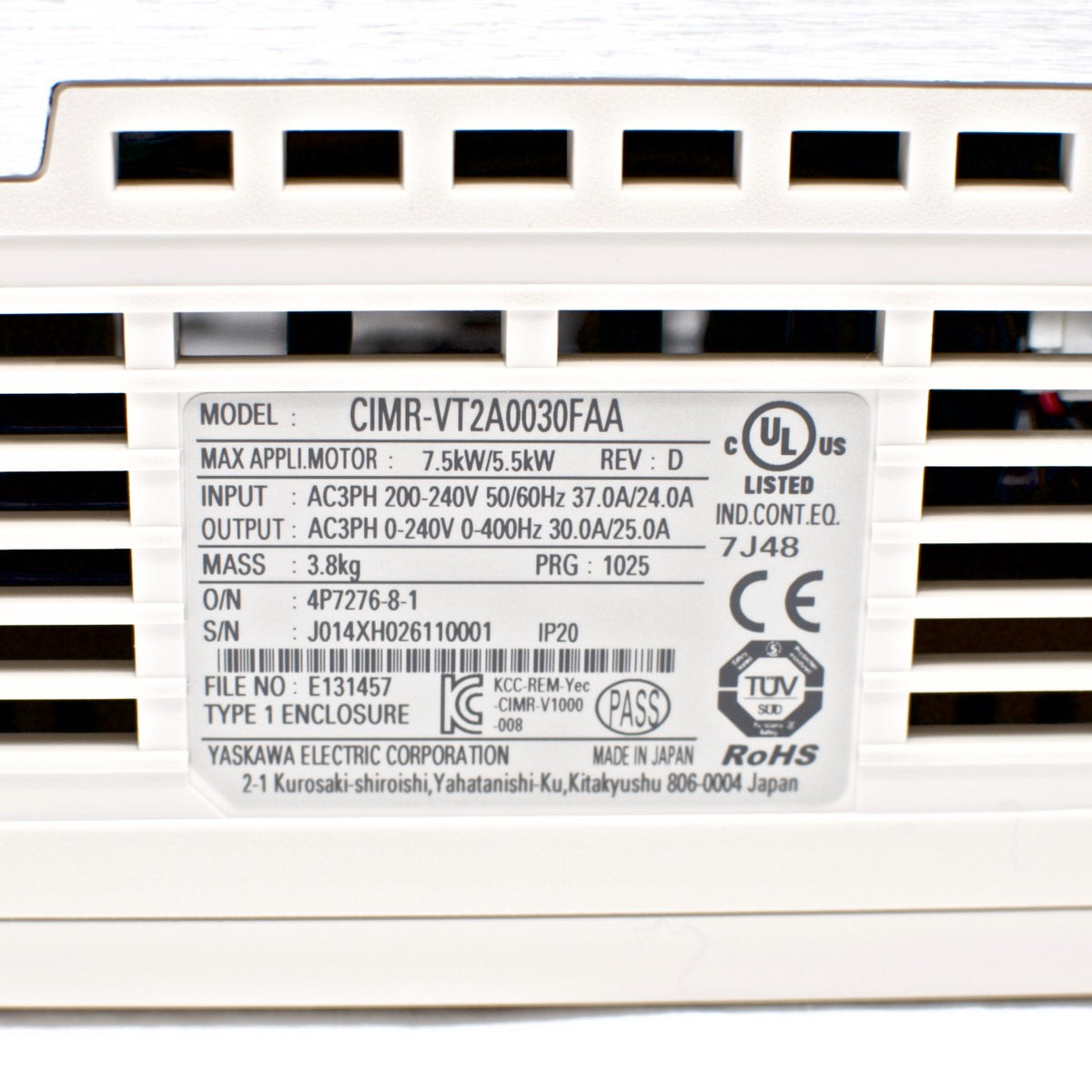 Yaskawa V1000 VFD Inverter Drive 5.5KW (7.37HP), 200V ~ 240V, CIMR-VT2A0030FAA