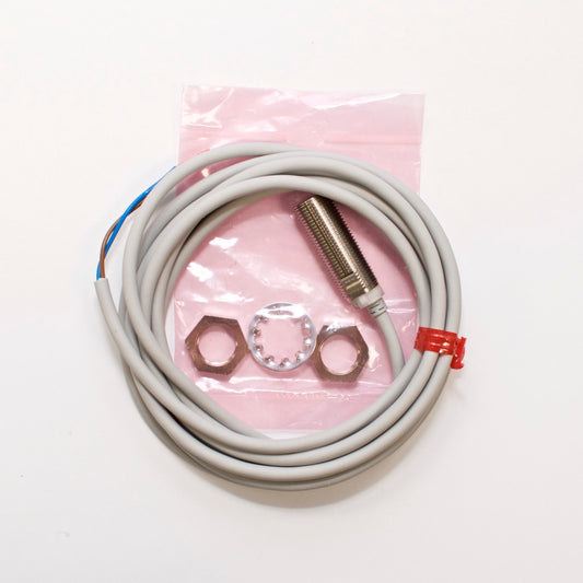 Azbil FL7M-3K6H Cylindrical Proximity Switch, 3mm, DC 2-wire, M12, NC 2M cable