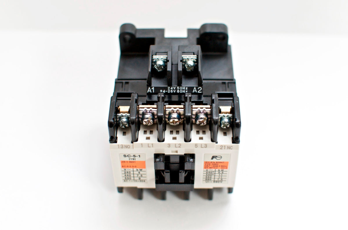 FUJI Magnetic Contactor SC-5-1 3A1a1b Coil: 24V