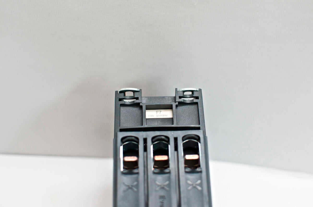 LC1D65AF7 110V magnetic contactor Schneider