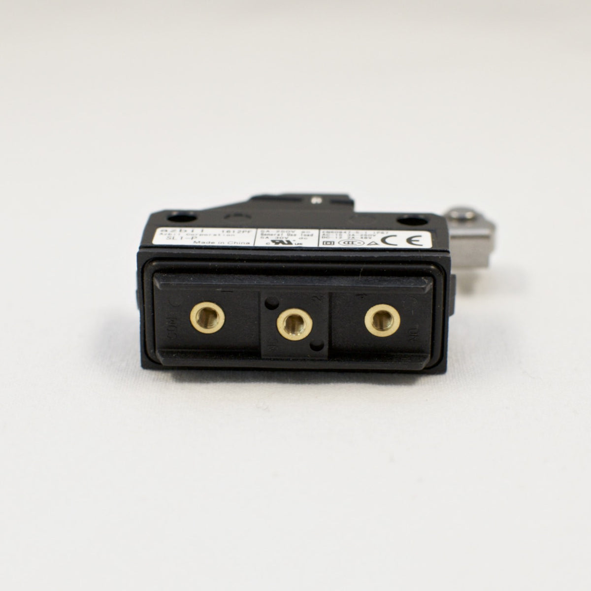 Yamatake / Azbil SL1-P Limit Switch / Micro Switch with Short Roller Lever